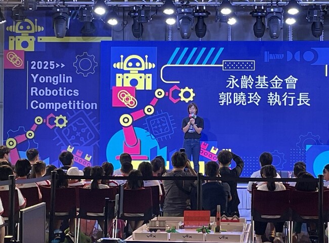 盼科技教育扎根　永齡基金會辦小學機器人大賽 | 華視新聞