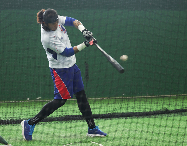 陳敏賜當亞錦隊長扛中心棒次  維持身手靠「自虐」 | 華視新聞