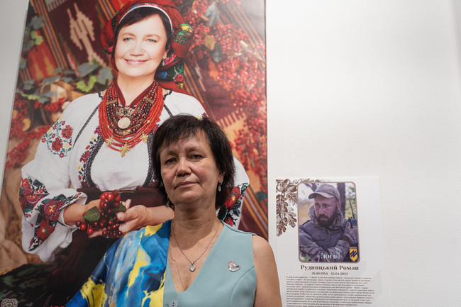 影像展紀念不屈  烏克蘭遺屬用愛延續逝者精神 | 華視新聞