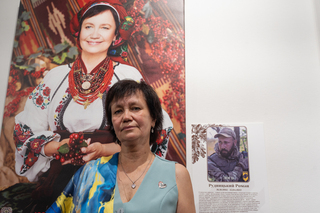 影像展紀念不屈  烏克蘭遺屬用愛延續逝者精神