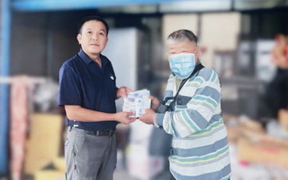 鐵路局嘉義退休員工　捐整年退休金救災