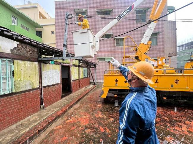 內政部：121家廠商可助災後復原　弱勢戶優先修繕 | 華視新聞