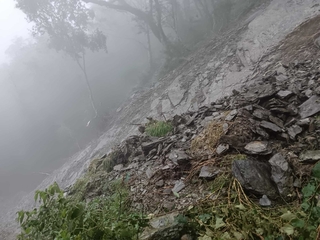 北大武山步道多處塌陷路基流失  年底前暫停開放