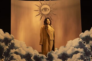 家家新MV分飾兩角  化身「說書人」唱出故事