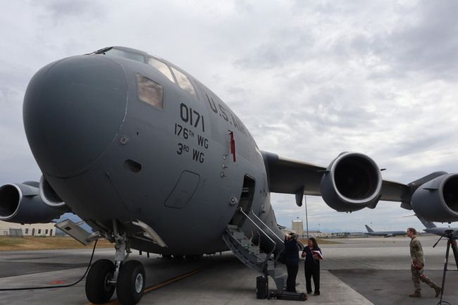美軍「北極狼」勁旅駕全地形車上山下海  阻中俄進犯 | 華視新聞