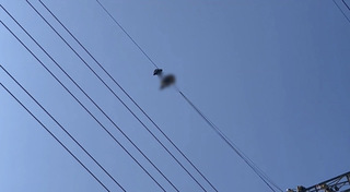 桃園男掛20層樓高壓電塔亡　疑失聯移工、警排除他殺