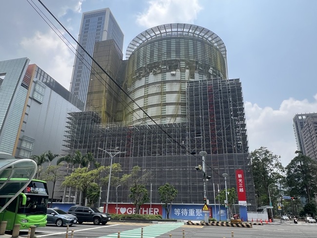 台中新光三越通知廠商做好準備　盼9月底復業 | 華視新聞