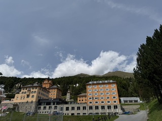 瑞士頂級寄宿學校年費500萬　富豪皇室子弟趨之若鶩