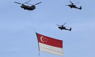 新加坡60年國慶  空軍編隊飛行秀博滿堂彩