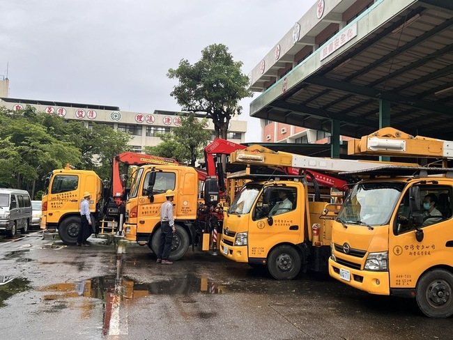 颱風楊柳逼近　台電新營區處盤點人物力備戰 | 華視新聞