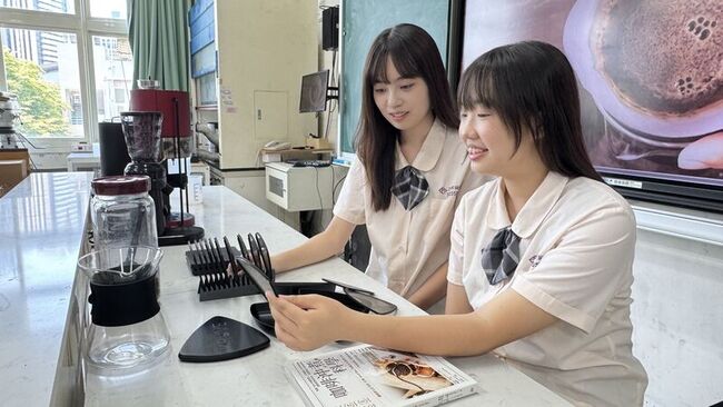 屏東偏鄉咖啡當主角　高市三民家商開發AI遊戲奪獎 | 華視新聞