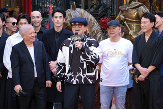 演員齊聚基隆廟口走秀  張威縯盼把「角頭」IP做大