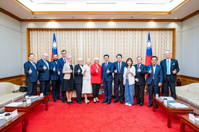 江啟臣接見拉脫維亞國會議員 盼在台設處促交流 | 華視新聞