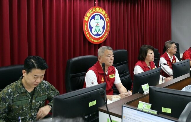 嘉市災變中心一級開設　黃敏惠提前返國坐鎮指揮 | 華視新聞