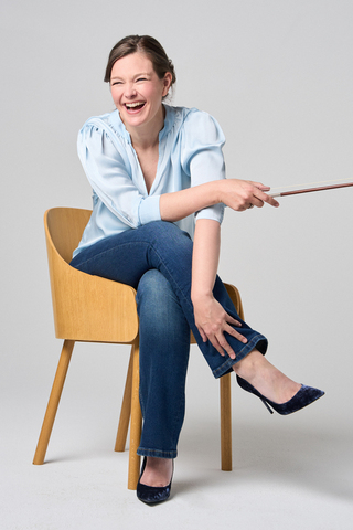 吉妮．楊森與名琴相遇  有一見如故也有貌合神離