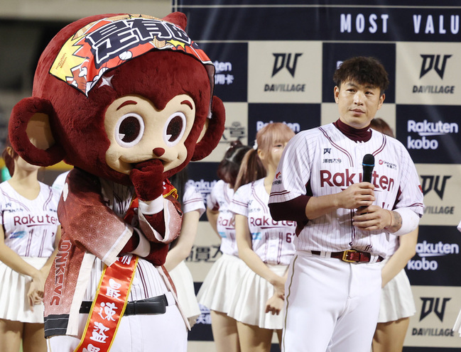 林泓育轟逆轉3分砲  MVP頒獎哽咽：不要放棄我們 | 華視新聞