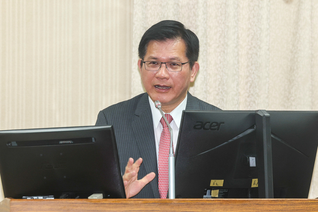 台以醫療合作惹議 林佳龍：未資助屯墾區 | 華視新聞