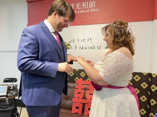 德國女孩赴台旅遊找到心靈故鄉  帶男友飛台南結婚