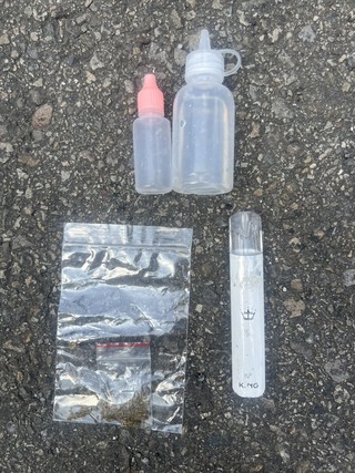 台中男未戴安全帽逆向騎車　警攔查還找到毒品