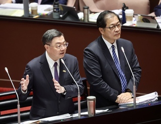 卓榮泰：政治工作者隨時對國人負責　這是應有態度