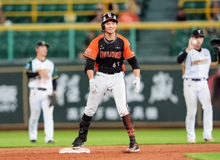 統一獅單局灌6分  林泓弦敲清壘安打助獅4連勝