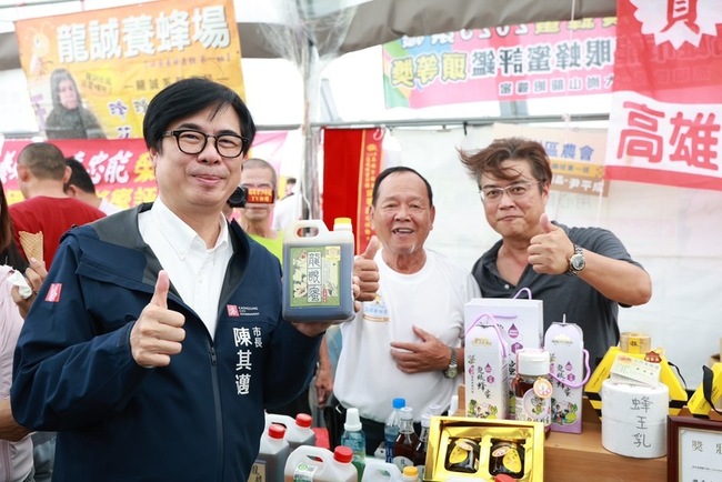 大崗山龍眼蜂蜜迎豐收  陳其邁估年產量達2千噸 | 華視新聞