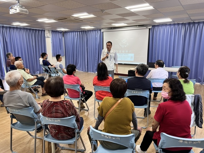 核三重啟公投　藍屏東辦座談會盼台灣能源多選擇 | 華視新聞