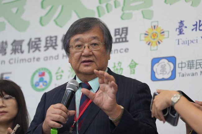 三班護病比114年入法？邱泰源：用獎勵水到渠成 | 華視新聞