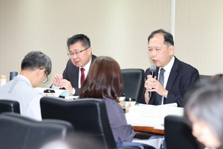 立院審查兒童托育服務法　朝野支持政院版監管雲入法