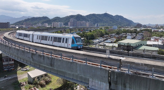 新北捷運三鶯線工程進度92.52%　29列車全數抵台