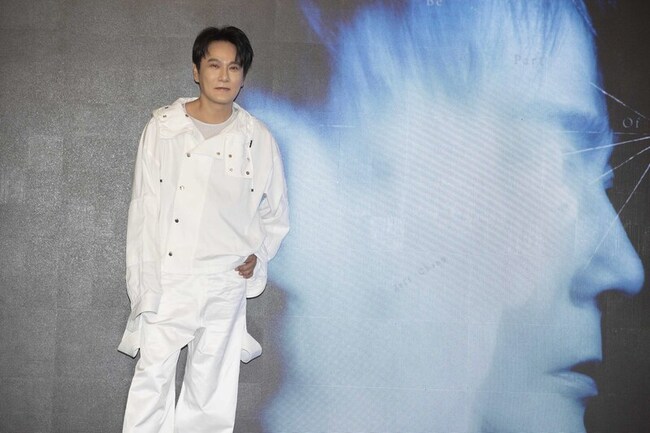 張信哲燒數千萬打造新輯  新風格不怕舊歌迷不買賬 | 華視新聞