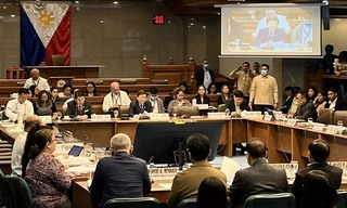 菲總統小馬可仕揭防洪弊案 參議院啟動調查聽證