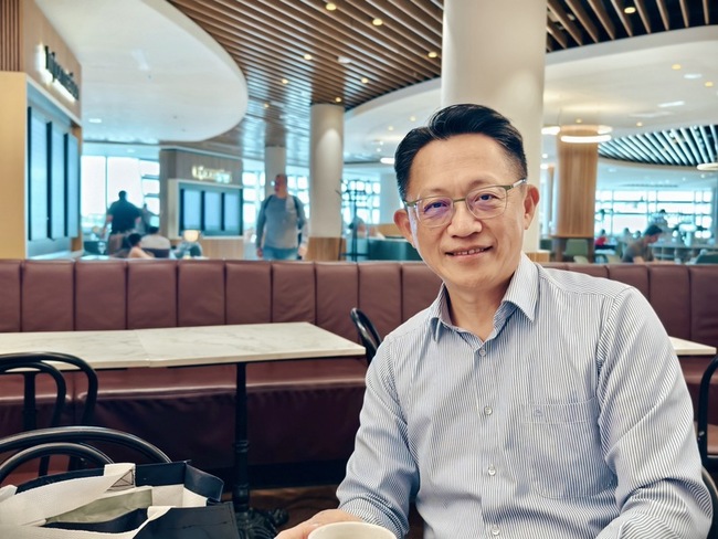 從航空人到搭建文化橋梁　何秉修傳遞音樂喜悅 | 華視新聞