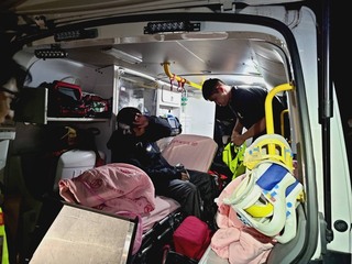 玉山東峰2人遭雷擊　女子頭傷見骨連夜背下山送醫