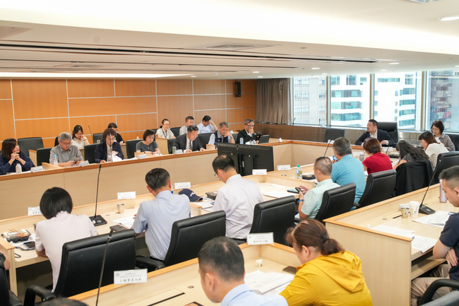 助弱勢青少年就業  勞部推短期職訓擴大交通津貼 | 華視新聞