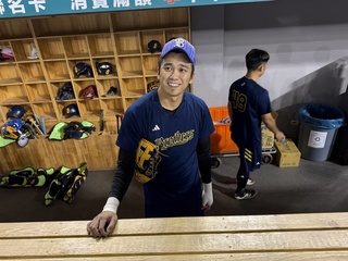 王威晨重感冒燒1週恢復訓練  進飯店有特殊打招呼法