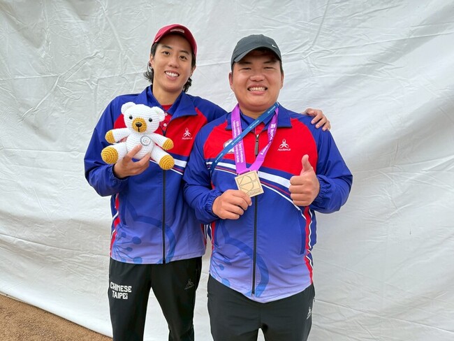 世大運國手吳子瑋攜顏子翔　射箭世青個人賽摘銅 | 華視新聞