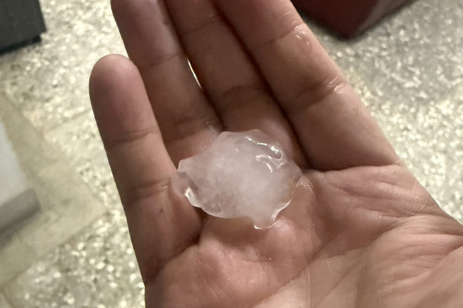 台南午後雷雨  善化、南化等區下逾10分鐘冰雹 | 華視新聞