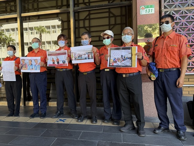 被指公款幫郭昭巖慶生 北市義交大隊長挨告侵占 | 華視新聞