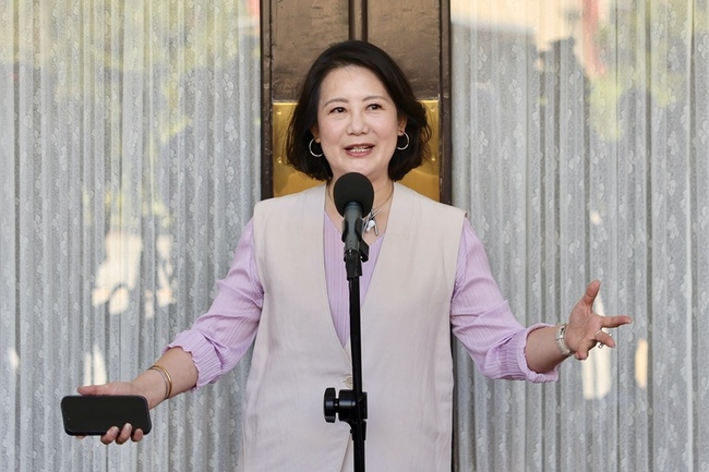 不續任黨團幹事長　吳思瑤：勿無限上綱逼宮誰 | 華視新聞