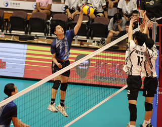 登峰造極青年排球賽　屏榮高中2連勝要拚HVL冠軍