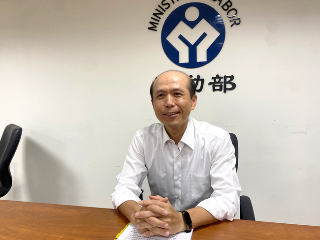 政院通過職安法修法　雇主接獲霸凌申訴須通報 | 華視新聞