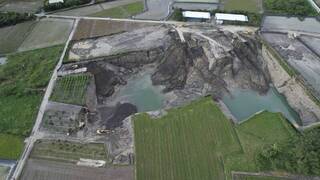 涉盜採美濃土石並回填廢棄物　11人遭橋檢聲押