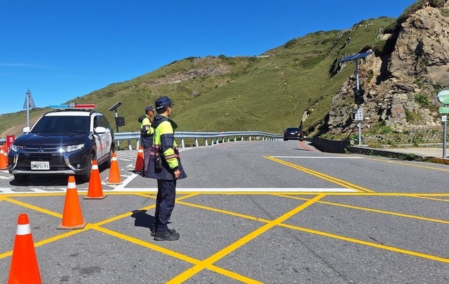 合歡山8天內3場賽事　警力疏導交通嚴禁併排騎行 | 華視新聞