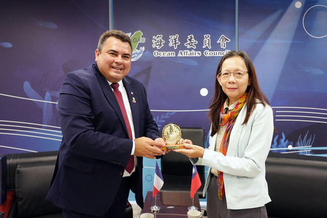 共推海洋永續  法國參議院暨法玻政要團拜會海委會 | 華視新聞