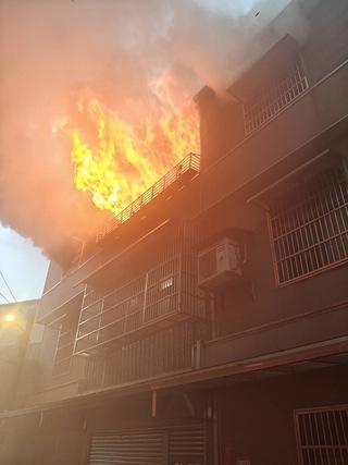 桃園中壢民宅大火5死　桃檢：死因均為窒息呼吸衰竭