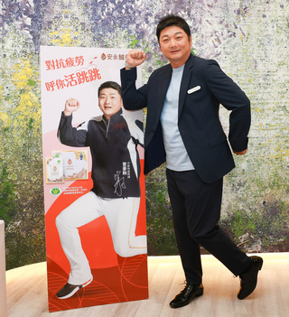 曾豪駒首拍代言廣告「跳」了20次　直呼隔行如隔山