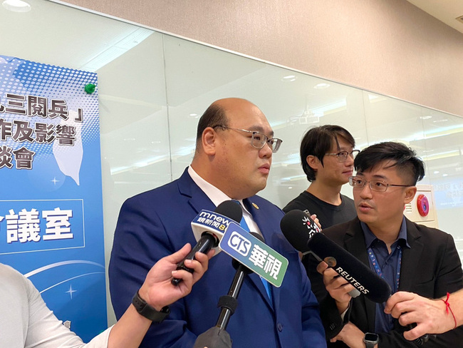 中共九三閱兵  分析：習近平展現對軍隊掌控 | 華視新聞