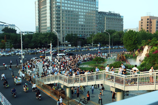 中共九三閱兵前夕氣氛嚴肅  有人忙打卡有人回家難