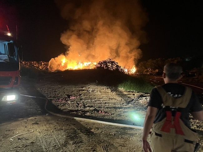 苗市垃圾掩埋場暗夜火警　熱顯像儀警報發揮作用 | 華視新聞